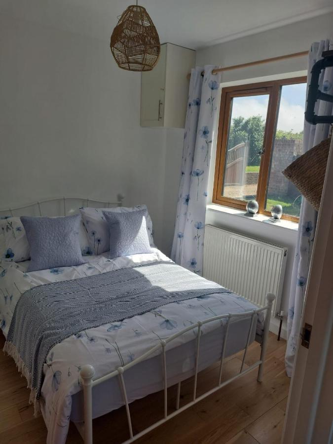 Oak Valley Lodges & Camping Pett Exteriör bild